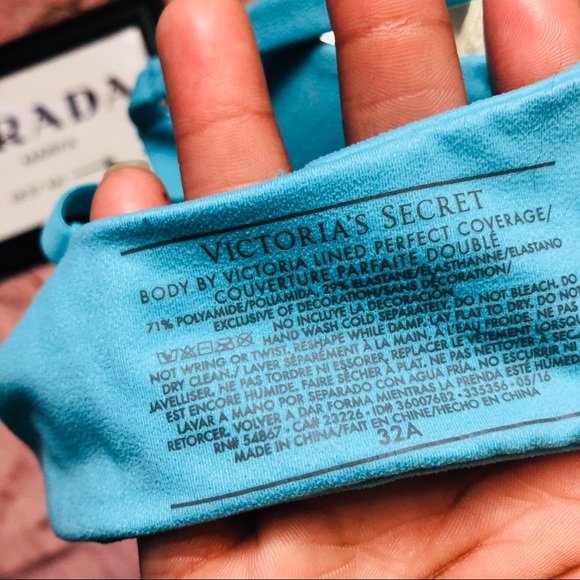 SOLD Victoria’s Secret Perfect Coverage Bra 32A - Picture 3 of 4